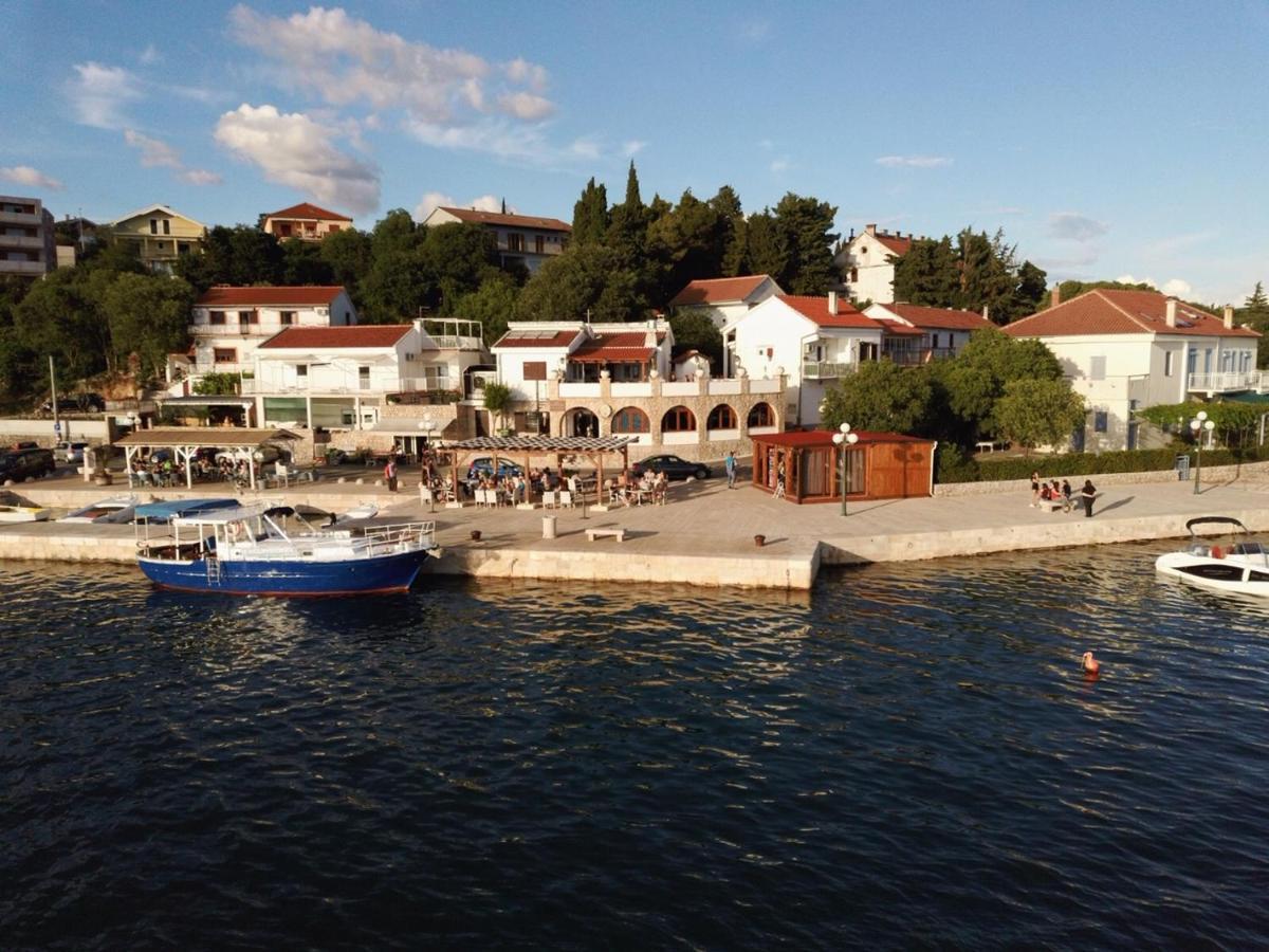 Apartmani Most Maslenica Exterior photo
